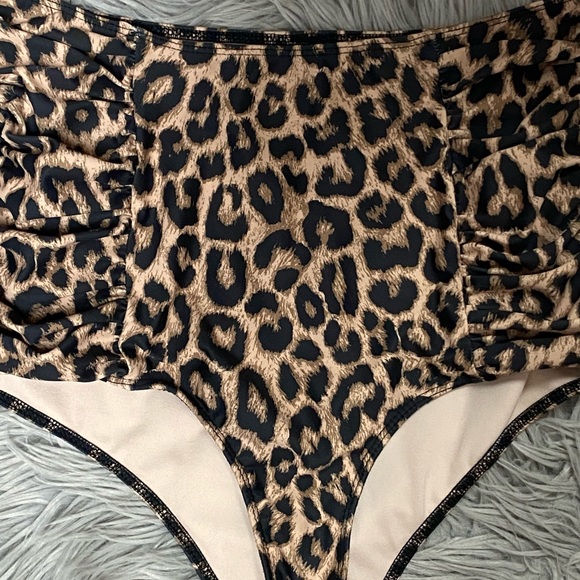 Kortni Jeane women’s swim bottoms - Picture 2 of 5